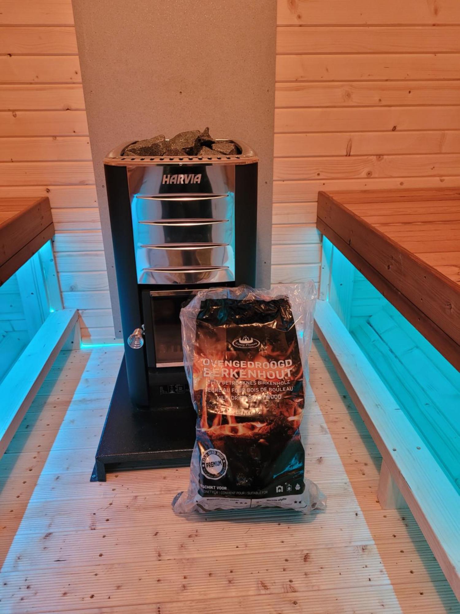 Tiny Zen House In Heinkenszand With Private Sauna, Airco, Outdoor Swimming Pool, Wifi And 2 Bedrooms Eksteriør bilde